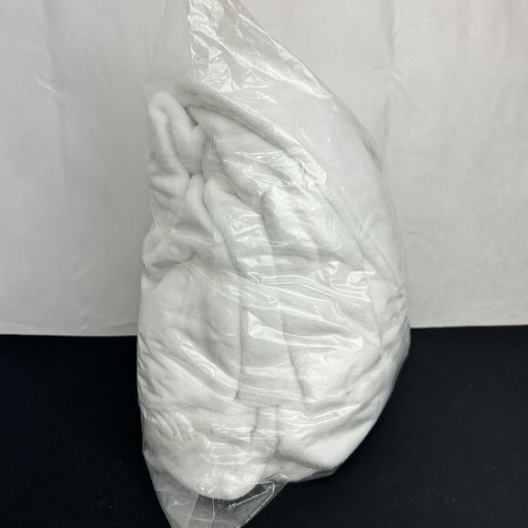 New NWT Superminky Sleep Robe Women's Size Large 12-14 Arctic White Solid Spa - Picture 4 of 5